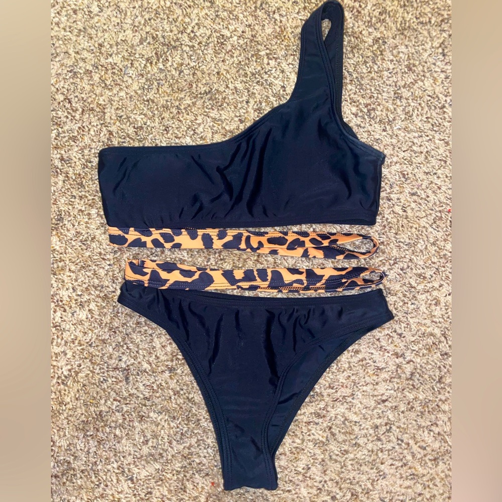 Women’s Bikini Bathing Suit
